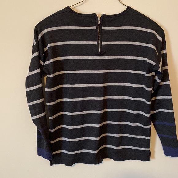 Sweater size medium super soft. Gray with white and blue stripes. - Picture 4 of 6